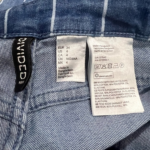 h&m Divided Women's Striped Adjustable Strap Denim Overalls Size 4 - Picture 2 of 6